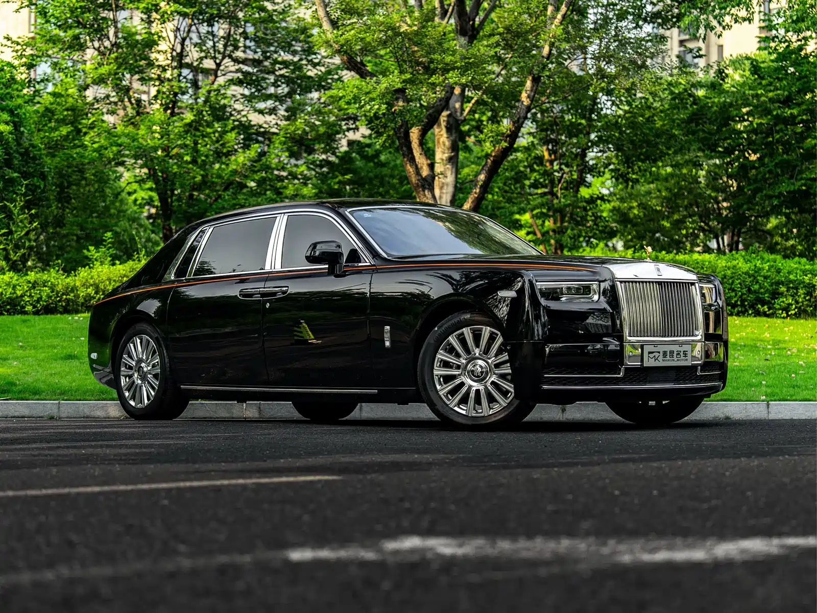 Фото 3 - Rolls-Royce Phantom