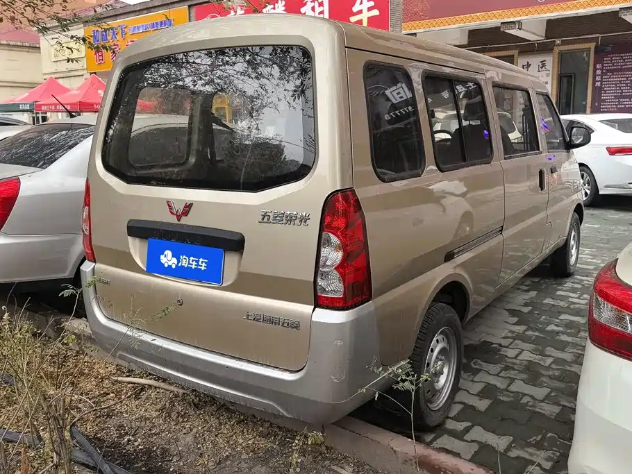 Wuling Motors Wuling Rongguang 2019 2017 1.5L Extended Basic