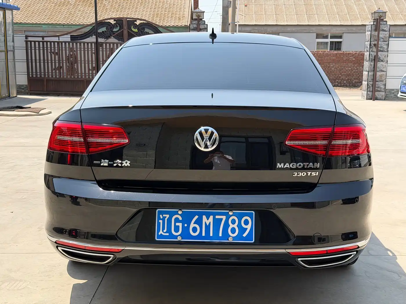 Volkswagen Magotan 2017 330TSI DSG Premium фото 8