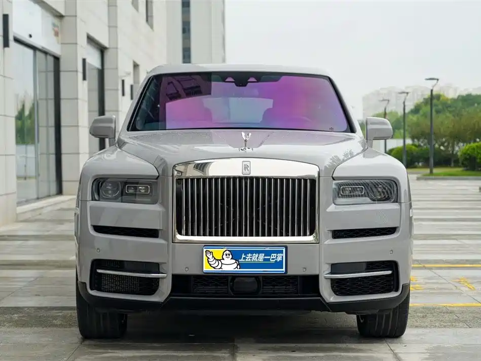 Rolls-Royce Cullinan 2024 2024 4-Seater