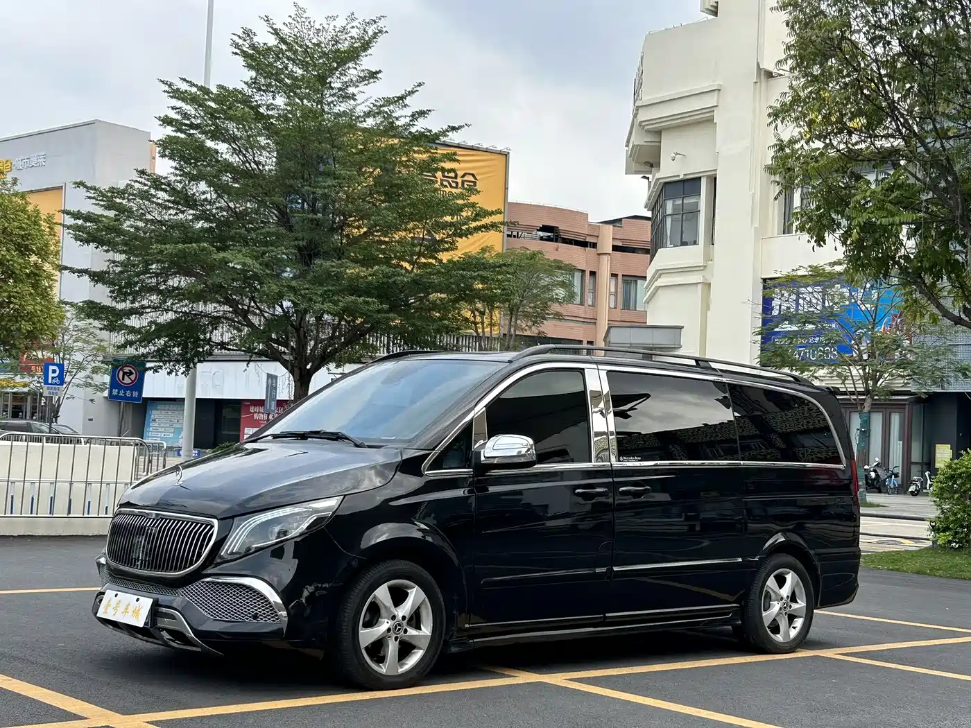 Mercedes-Benz Viano 2013 Model 3.0L Navigation Edition