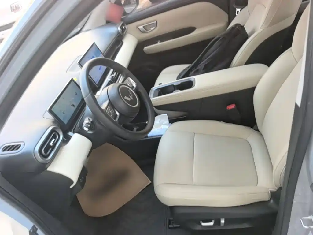 Wuling Motors Wuling Binguo PLUS 2025 2024 Model 330km 5-Seater
