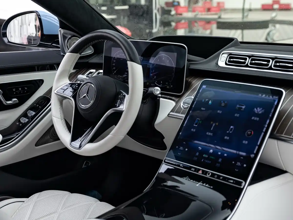 Mercedes-Benz Maybach S-Class 2022 S 680 4MATIC Craftsmanship Limited Launch Edition фото 12