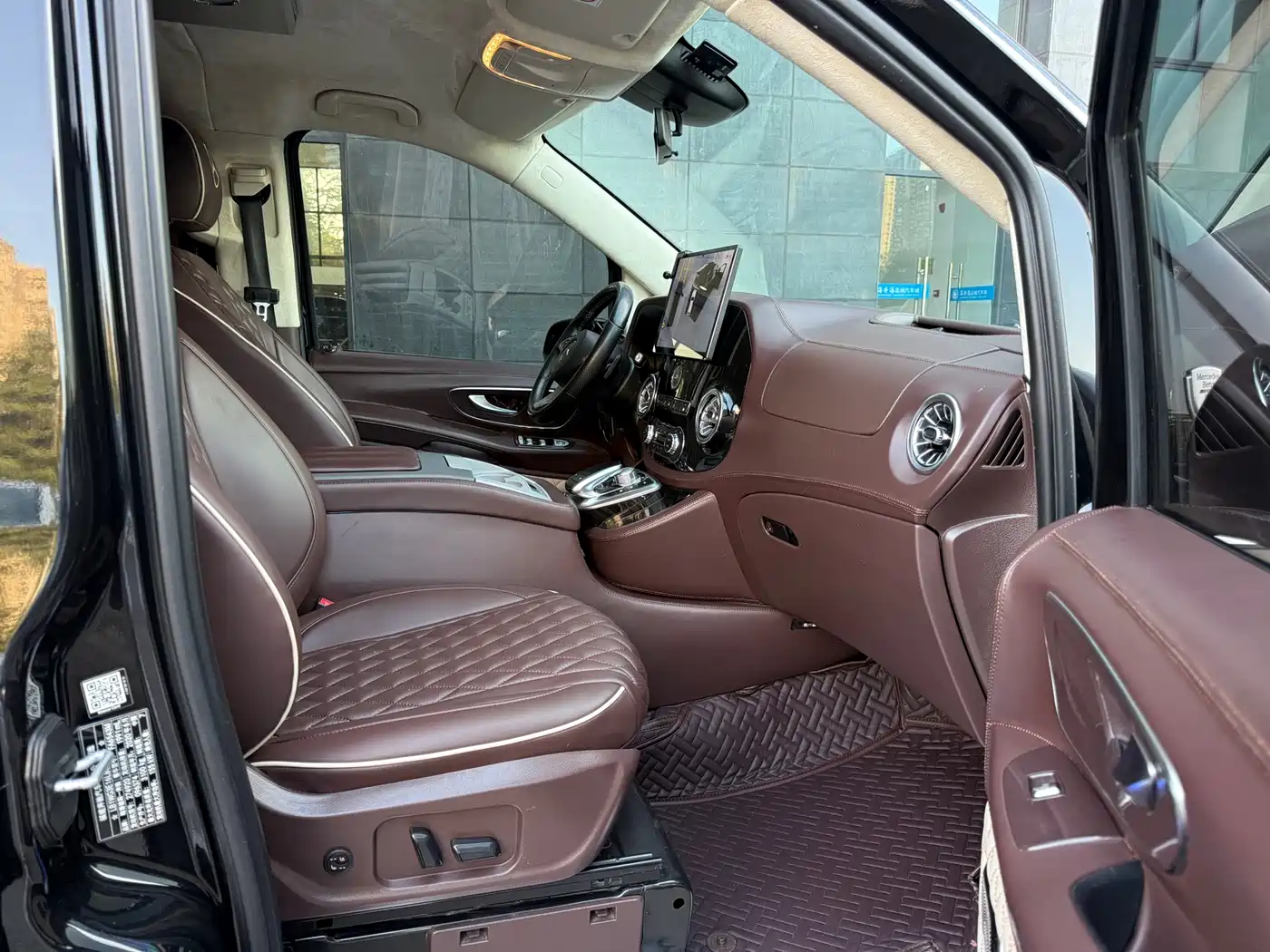 Mercedes-Benz Vito 2018 2.0T Business Edition China VI фото 14
