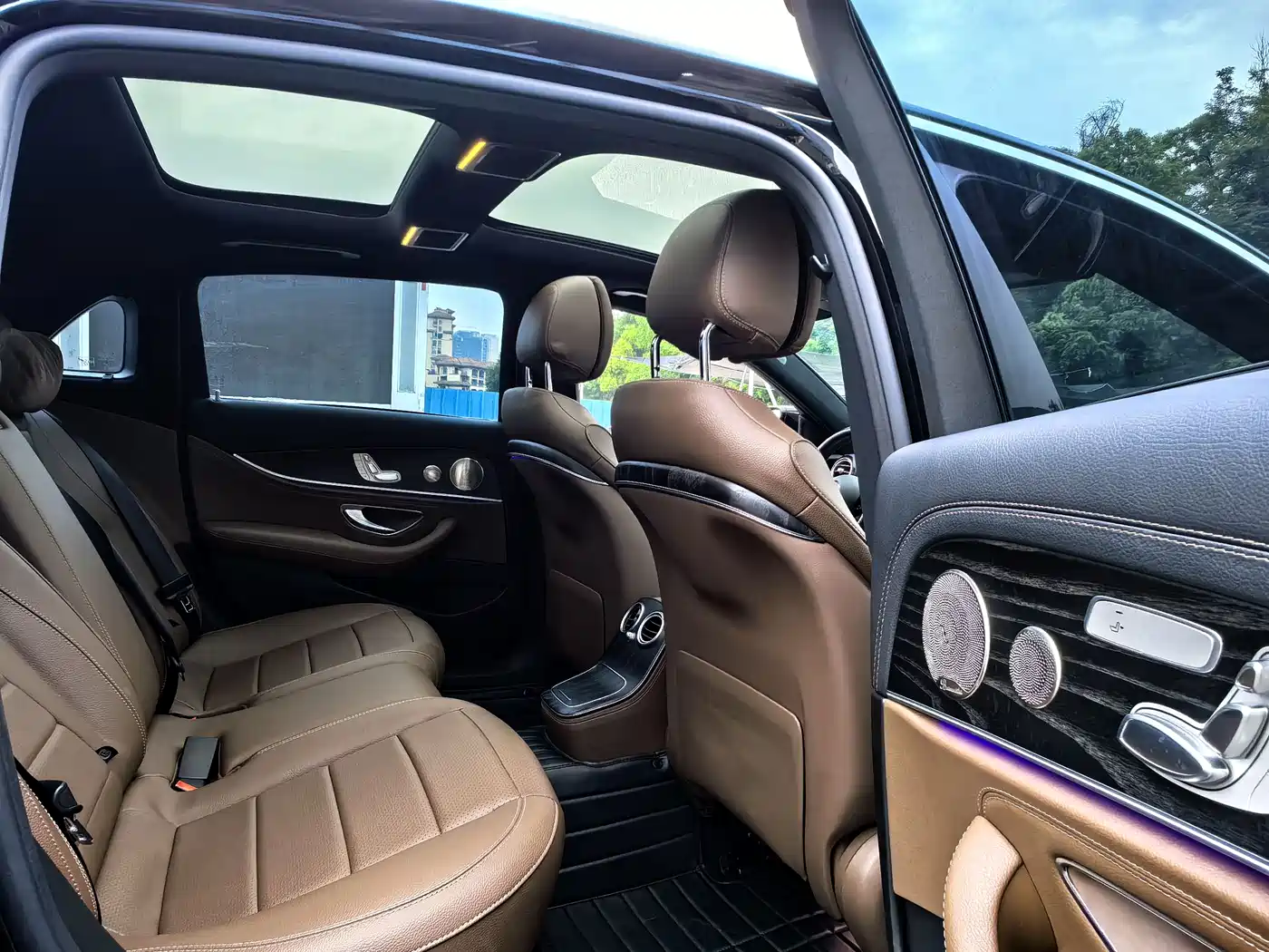 Mercedes-Benz E-Class 2022 Facelift E 300 L Luxury Style фото 7
