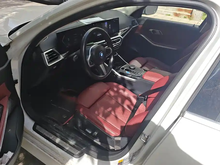 BMW i3 2022 eDrive 35 L фото 9