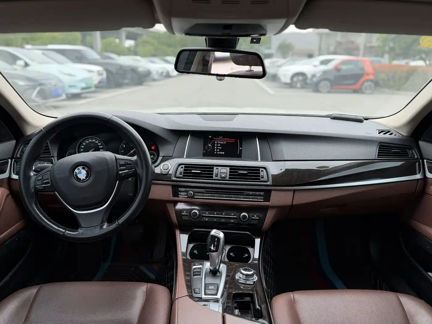 BMW 5 Series 2017 525Li Leading Edition фото 5