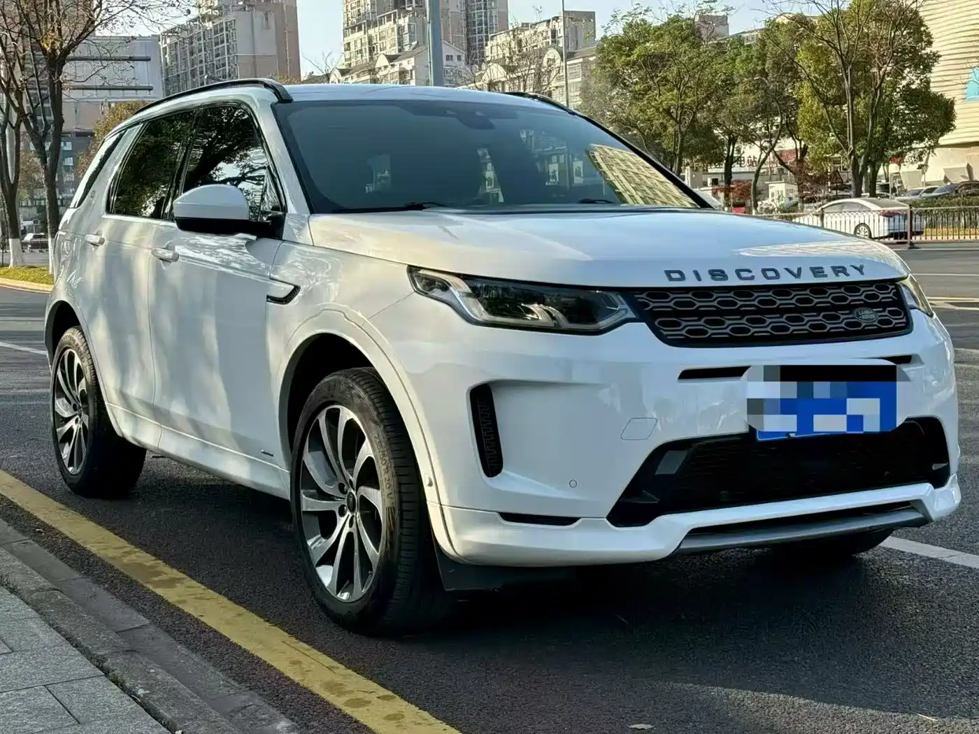 LAND ROVER DISCOVER SPORTS