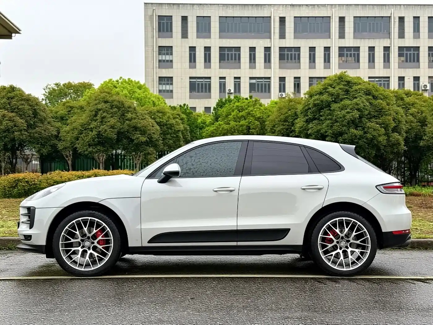 Porsche Macan 2021 Macan 2.0T фото 2
