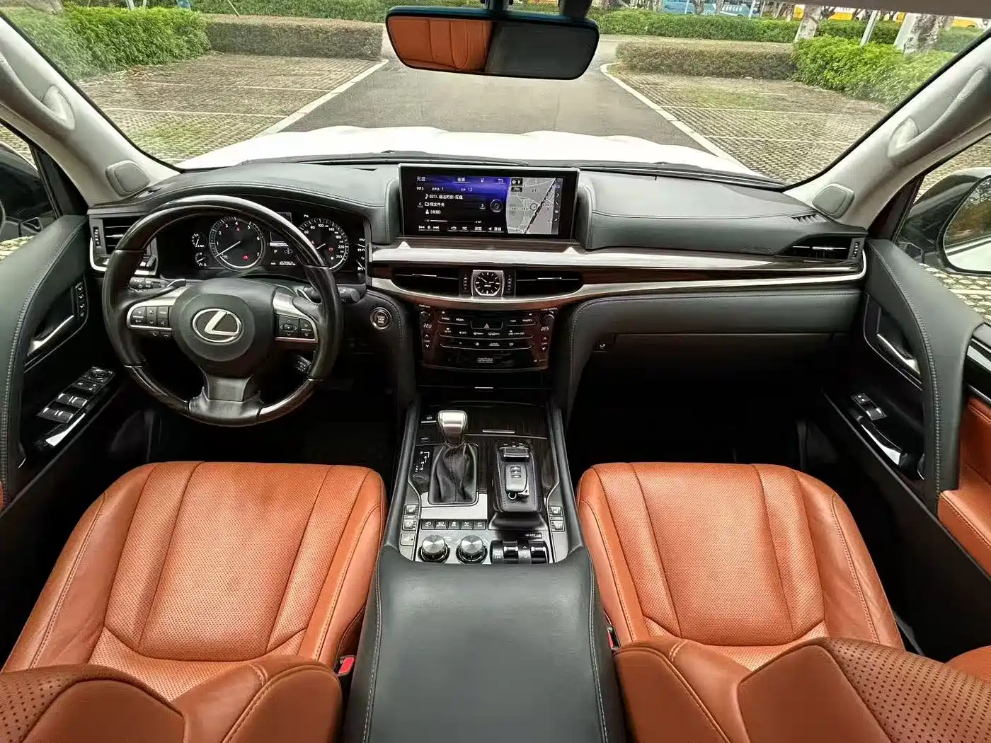 Lexus LX 2017 570 Dynamic Luxury фото 5