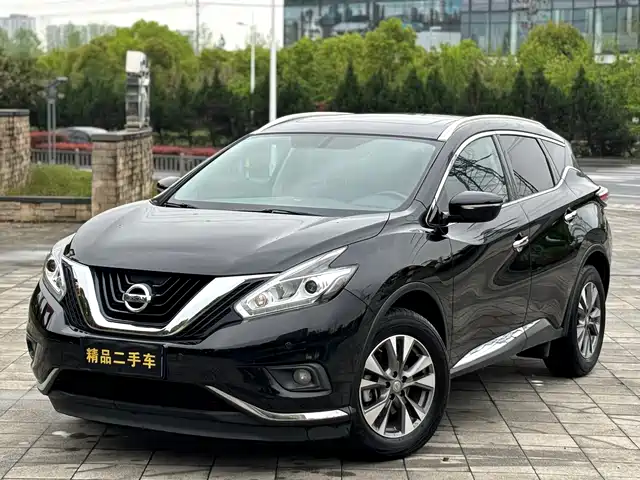 NISSAN LOULAN