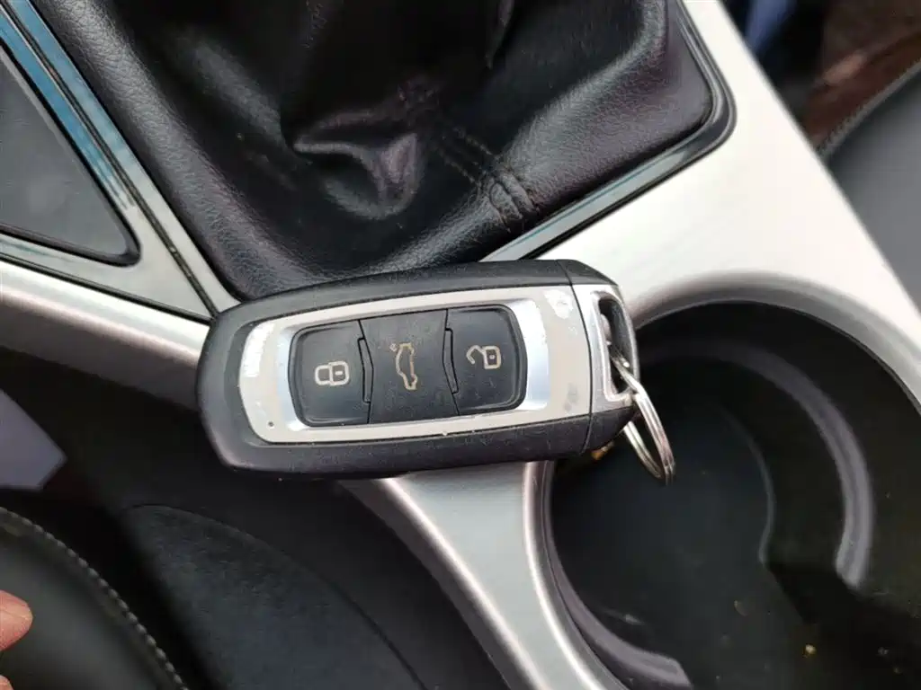 Geely Emgrand GL 2017 2017 1.8L Manual Elite