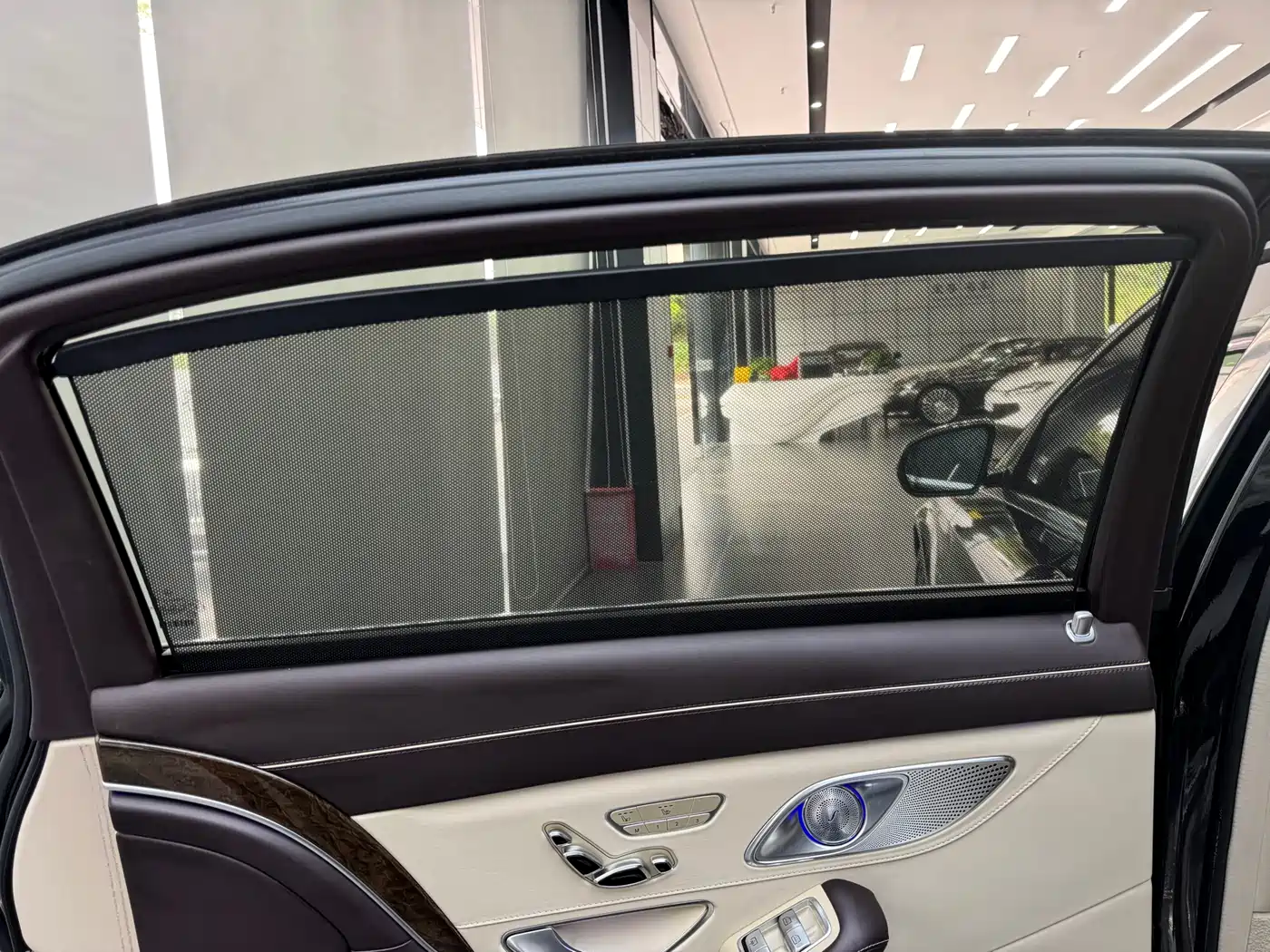 Mercedes-Benz Maybach S-Class 2015 S 600 фото 12
