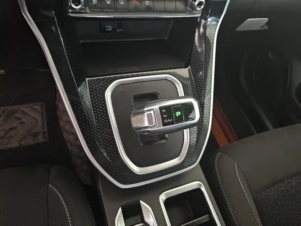 Haval M6 2021 PLUS 1.5T DCT Elite Smart Connect фото 14