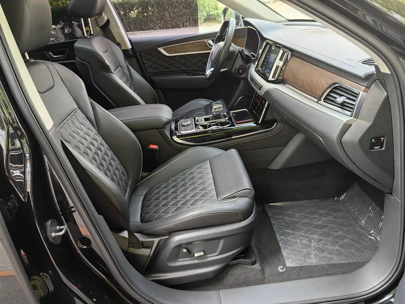 Hongqi HS7 2019 3.0T Automatic 4WD Smart Connection Flag Smooth Edition фото 14