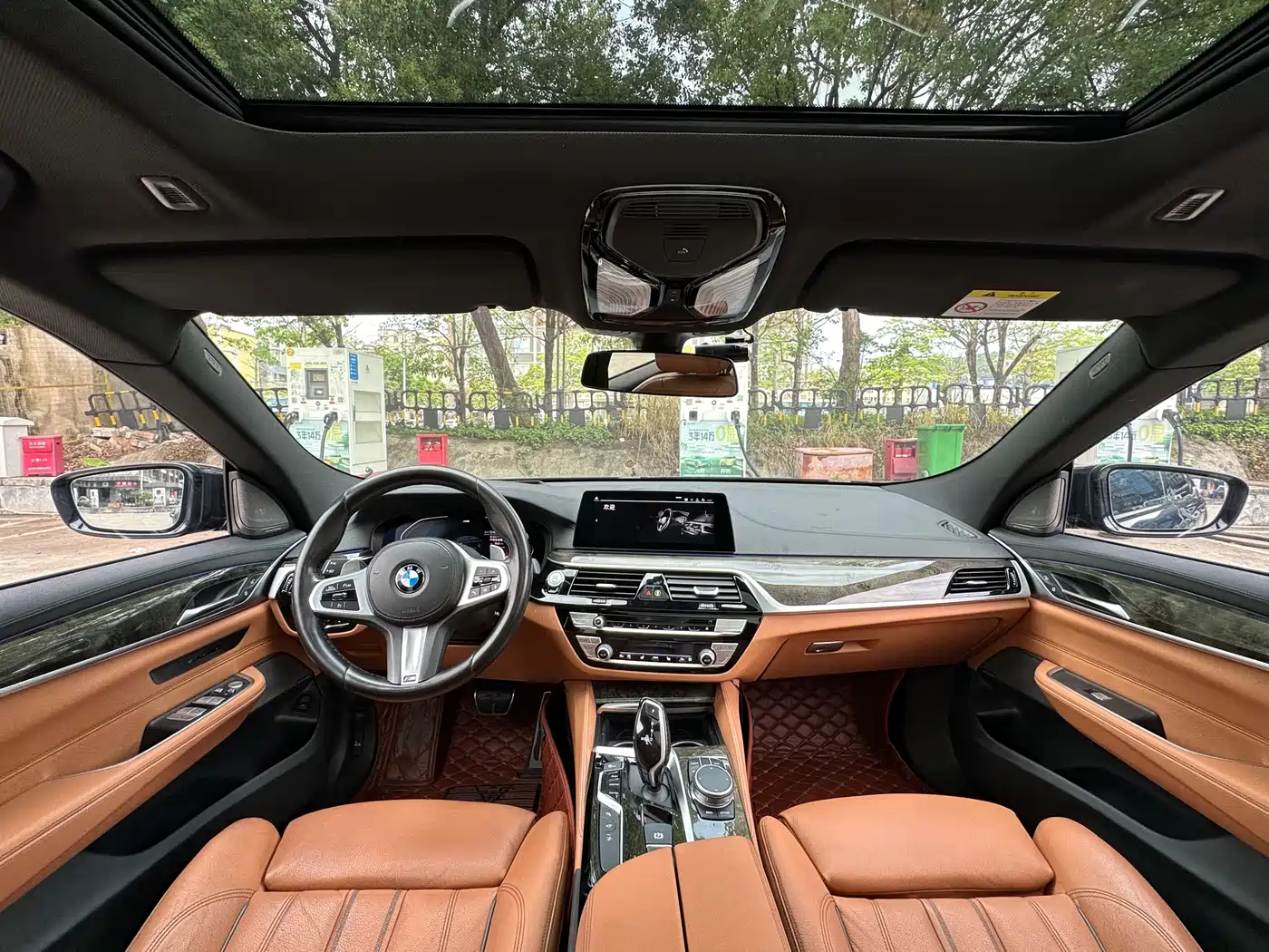 BMW 6 Series GT 2020 630i M Sport Package фото 6