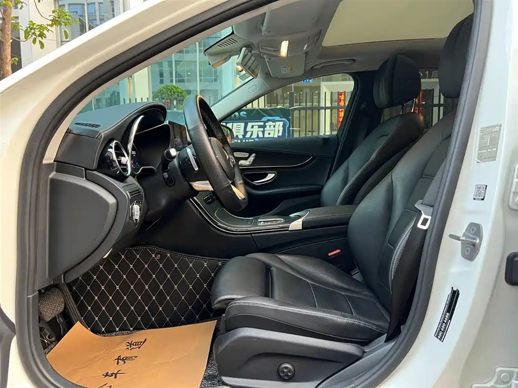 MERCEDES-BENZ C CLASS