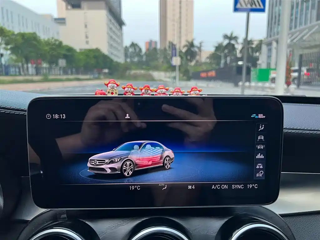 MERCEDES-BENZ C CLASS