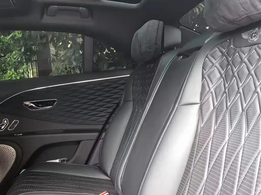 BENTLEY FLYING SPUR PLUG IN HYBRID