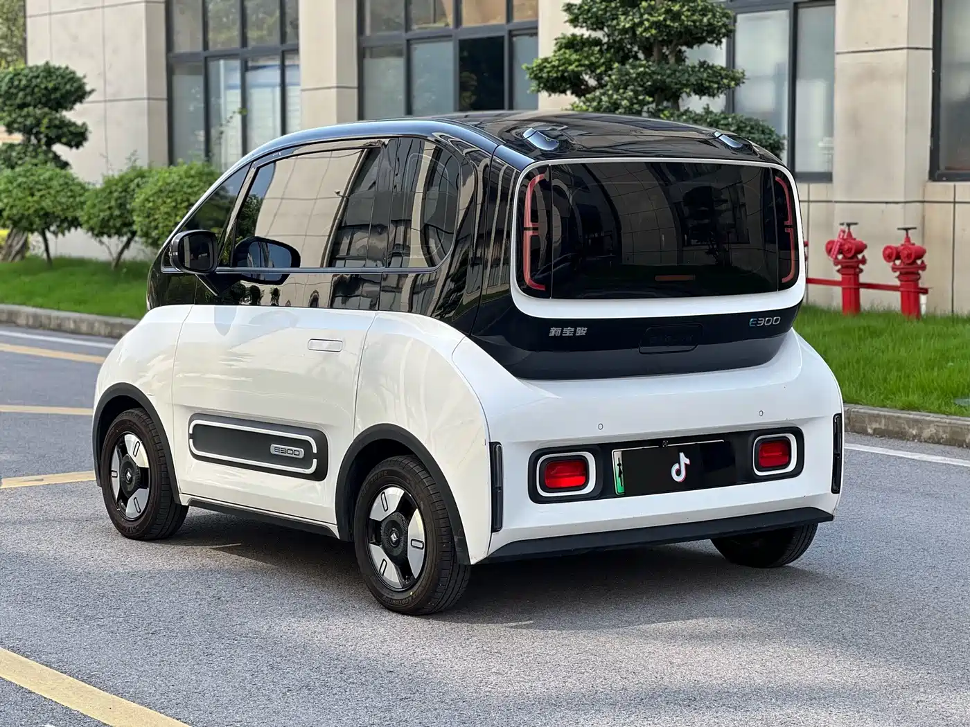 Baojun E300 2021 2020 Stellar Smart Travel Edition