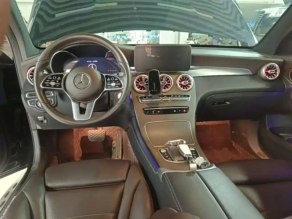 Mercedes-Benz GLC 2020 GLC 300 L 4MATIC Dynamic фото 10