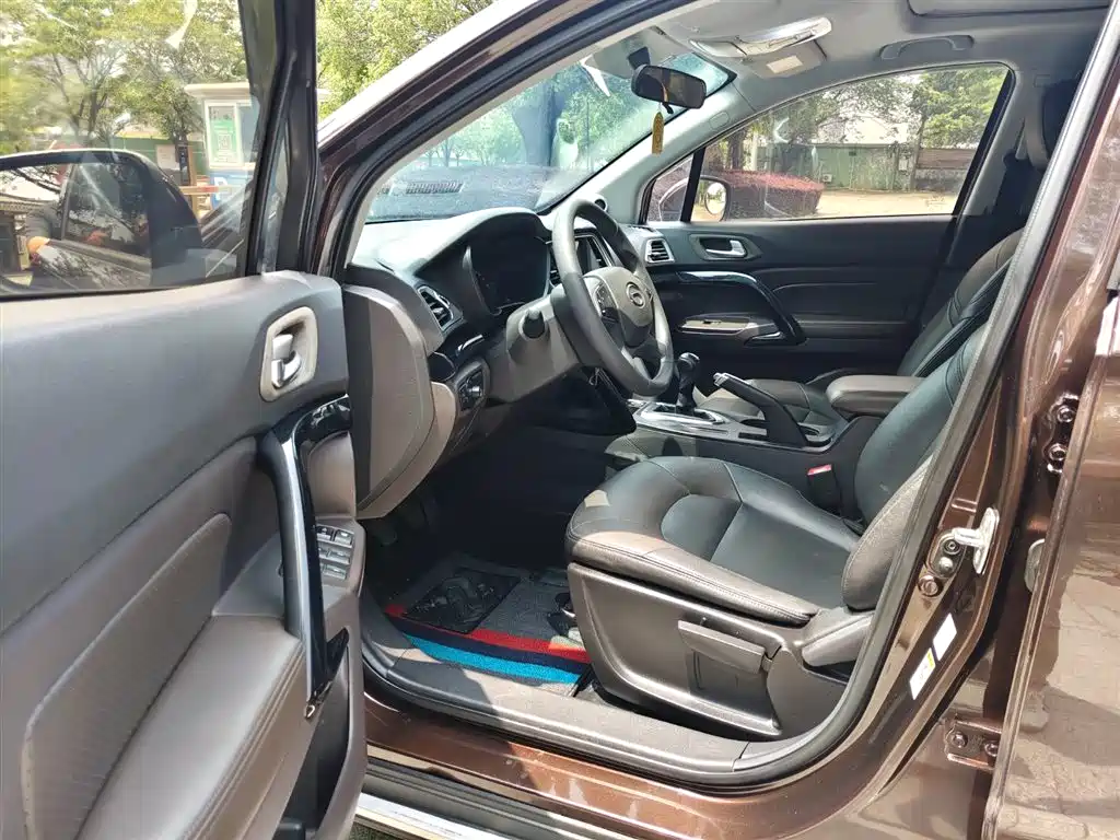 GAC Trumpchi Trumpchi GS4 2015 200T Manual Elite Edition фото 8