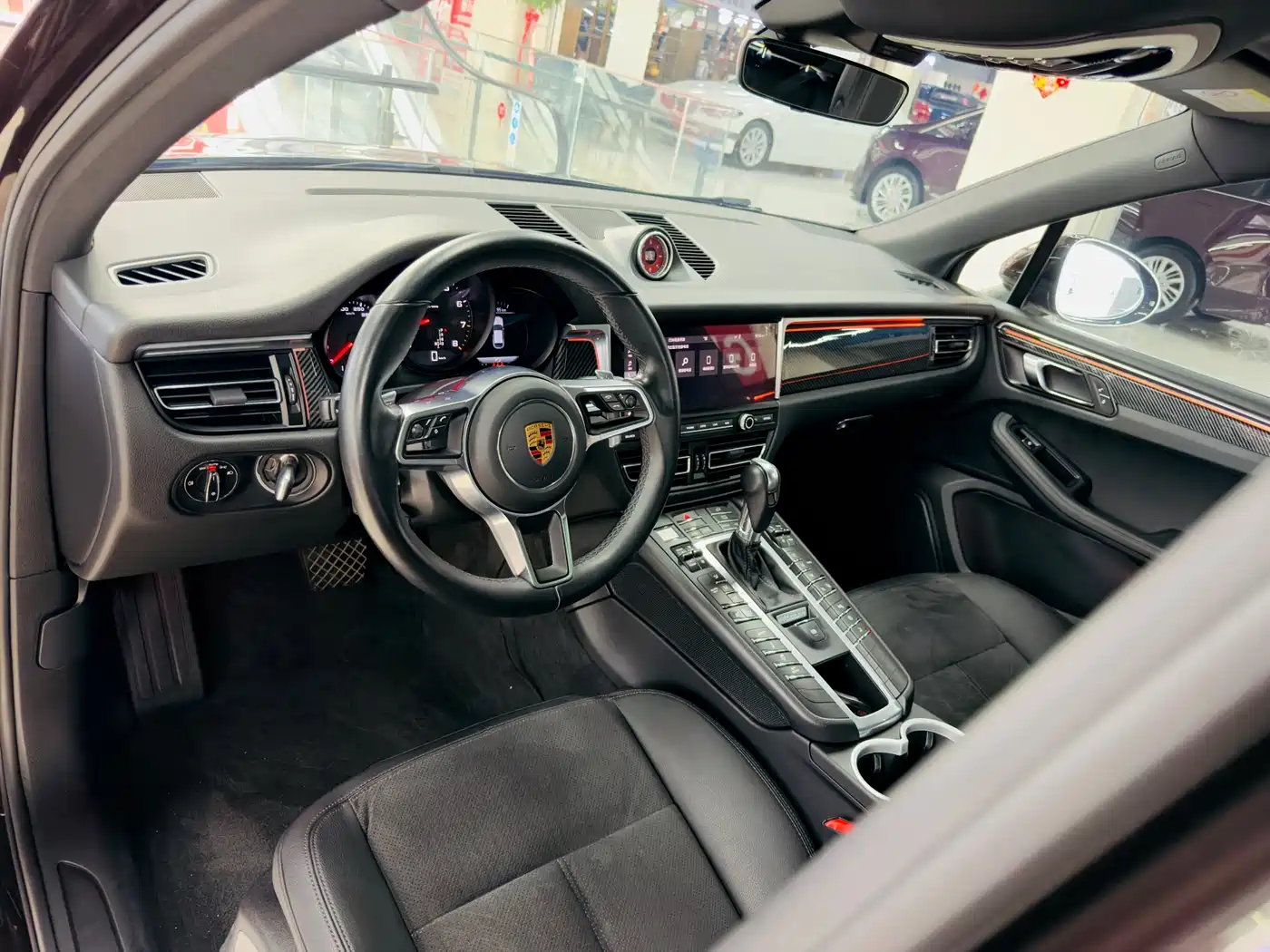 Porsche Macan 2018 Macan 2.0T фото 6