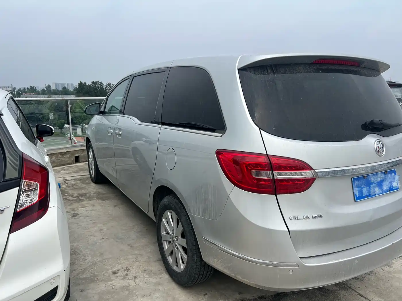 Buick GL8 2018 28T Comfort China VI фото 10