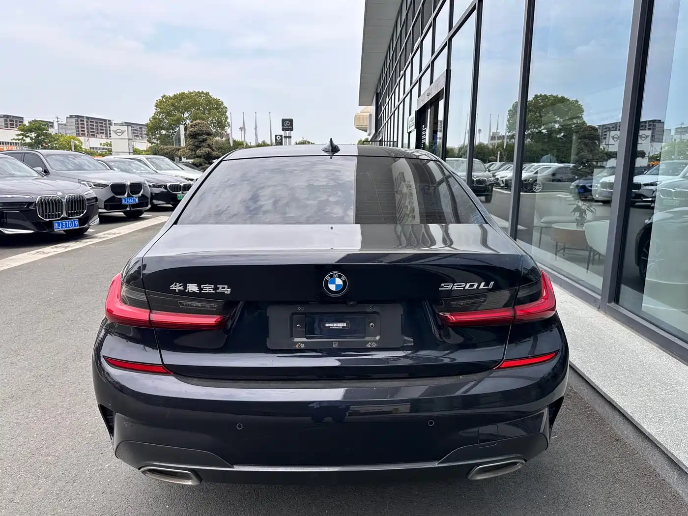 BMW 3 Series 2021 320Li M Sport Package фото 7