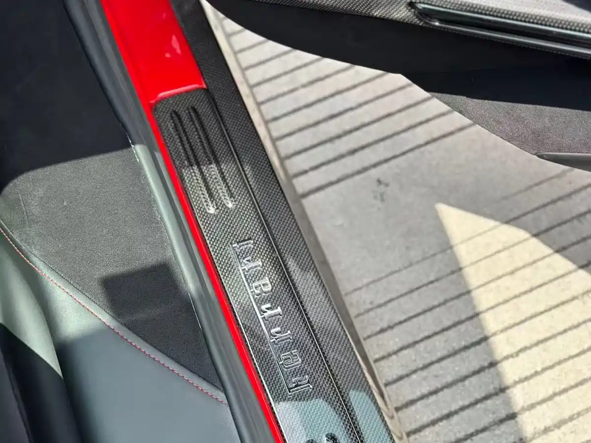 Ferrari SF90 2022 2020 3.9T V8 Stradale