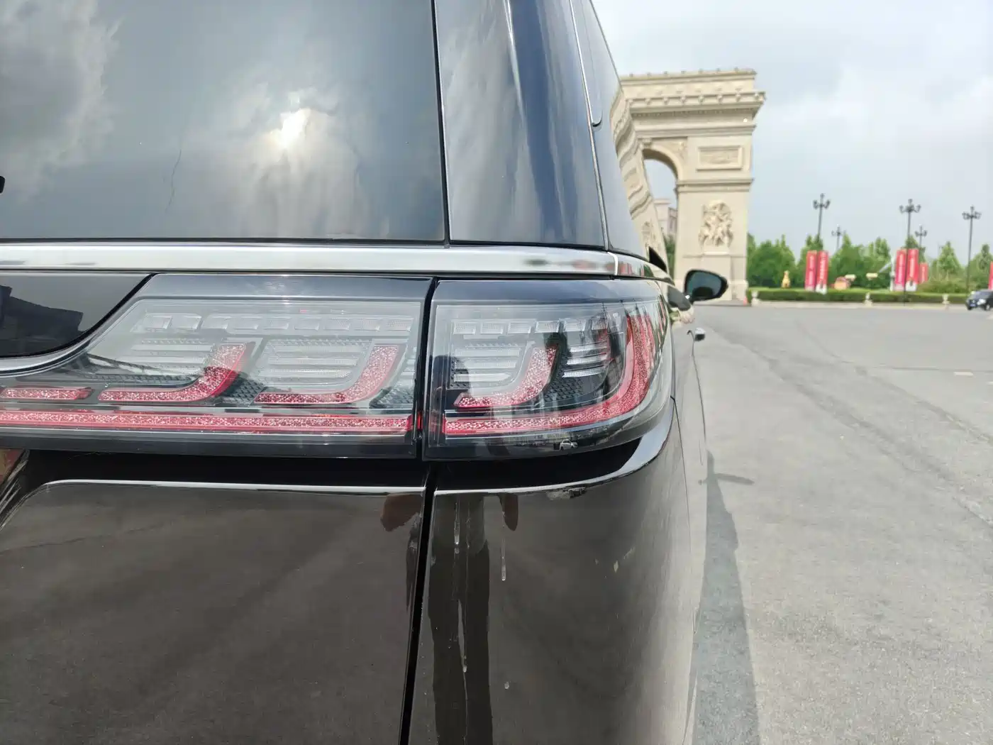 Voyah Auto Voyah Dreamer 2025 PHEV AWD Flagship Kunpeng Edition фото 7