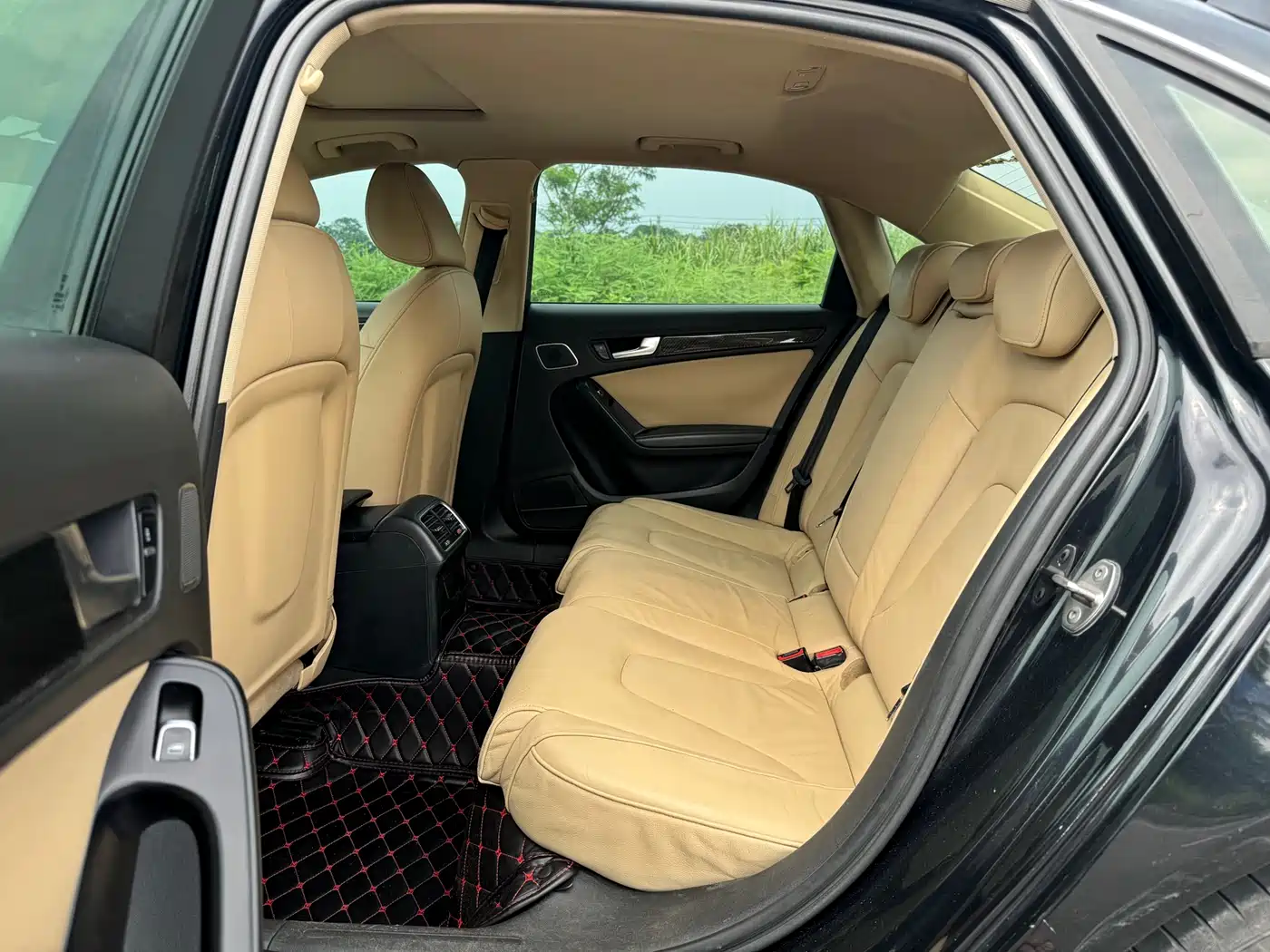 Audi A4L 2013 35 TFSI Automatic Standard фото 7