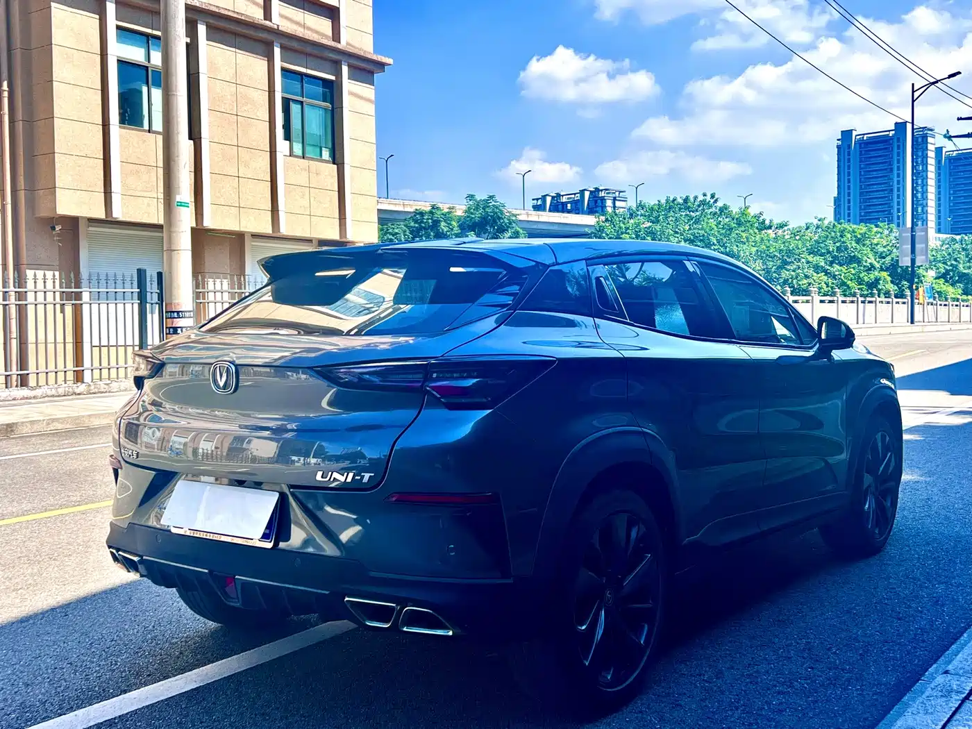 Фото 7 - Changan UNI-T