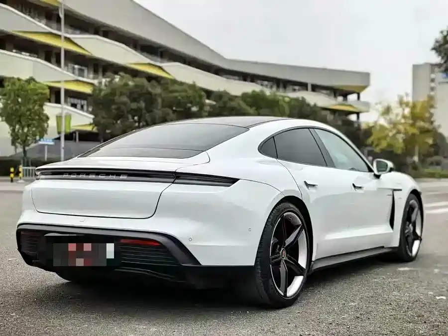 Porsche Taycan 2020 Taycan фото 10