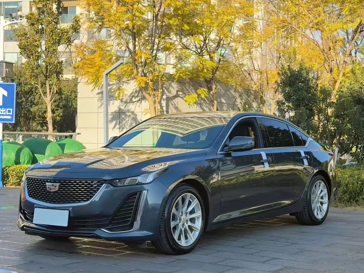 Cadillac CT5 2020 28T Fashion Model