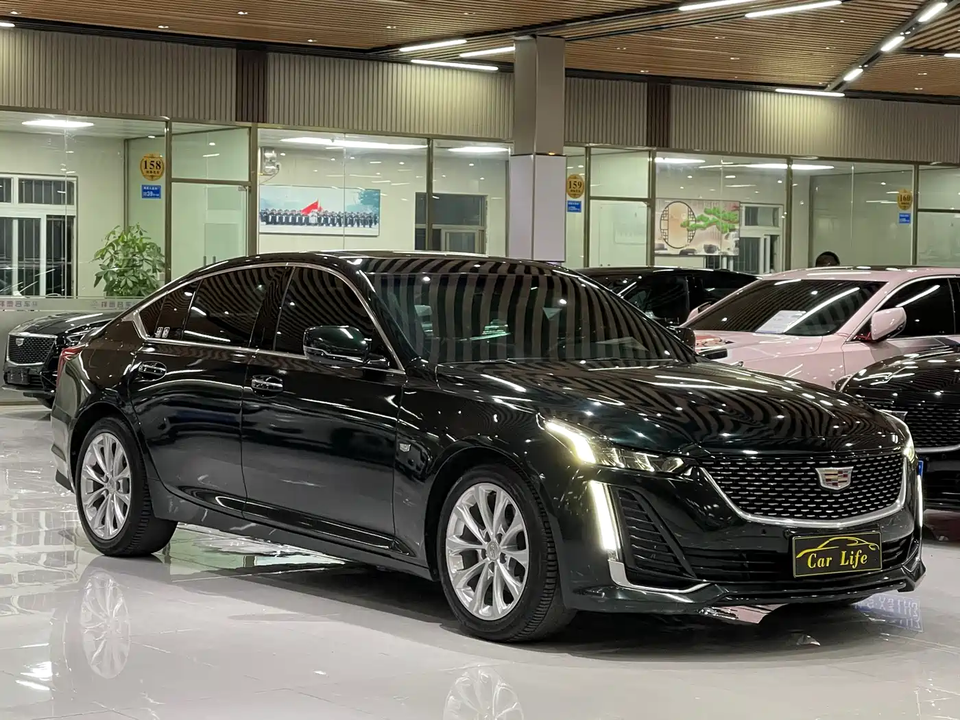 CADILLAC CT5
