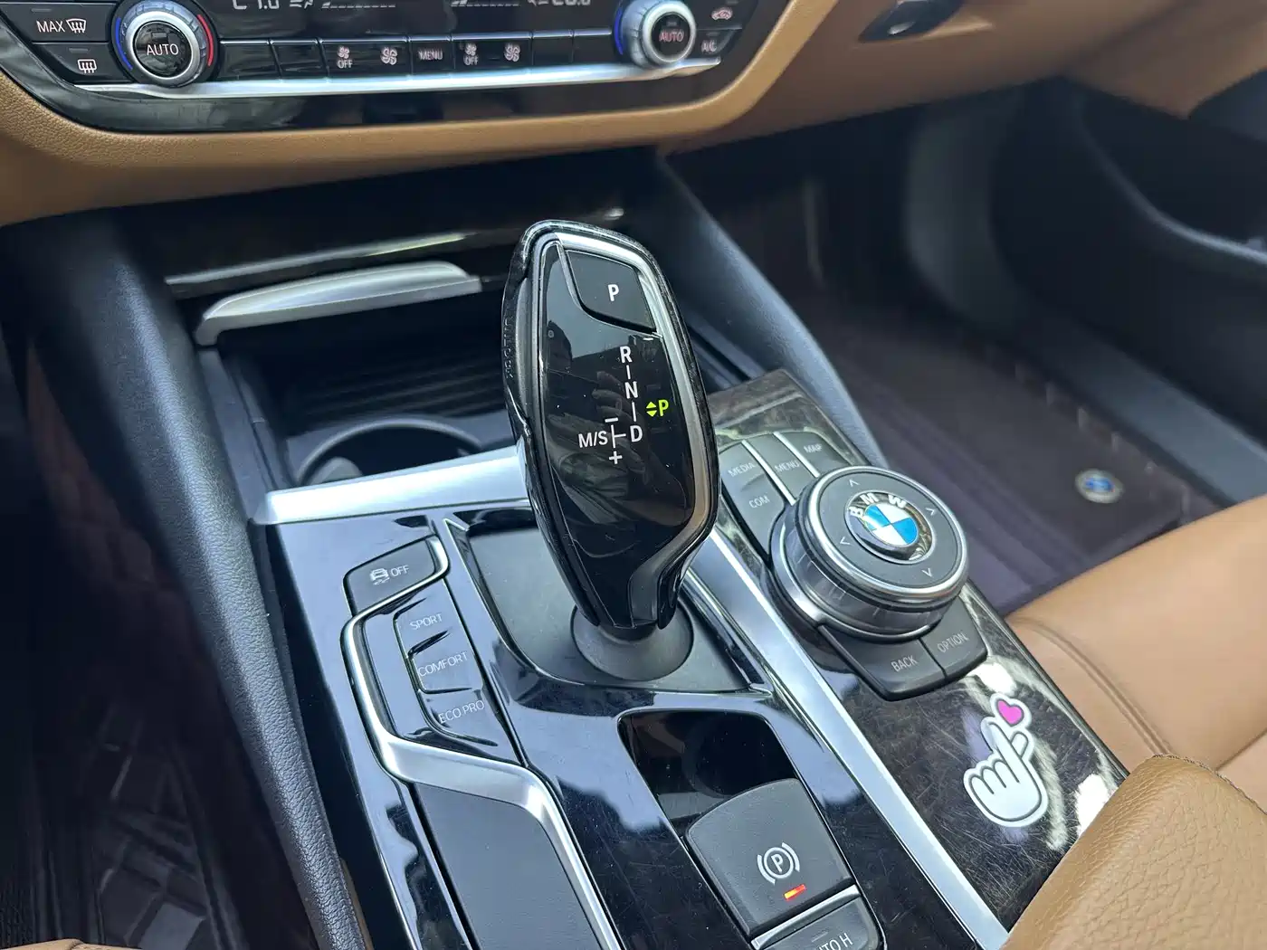 BMW 5 Series 2018 528Li Launch Special Edition фото 16