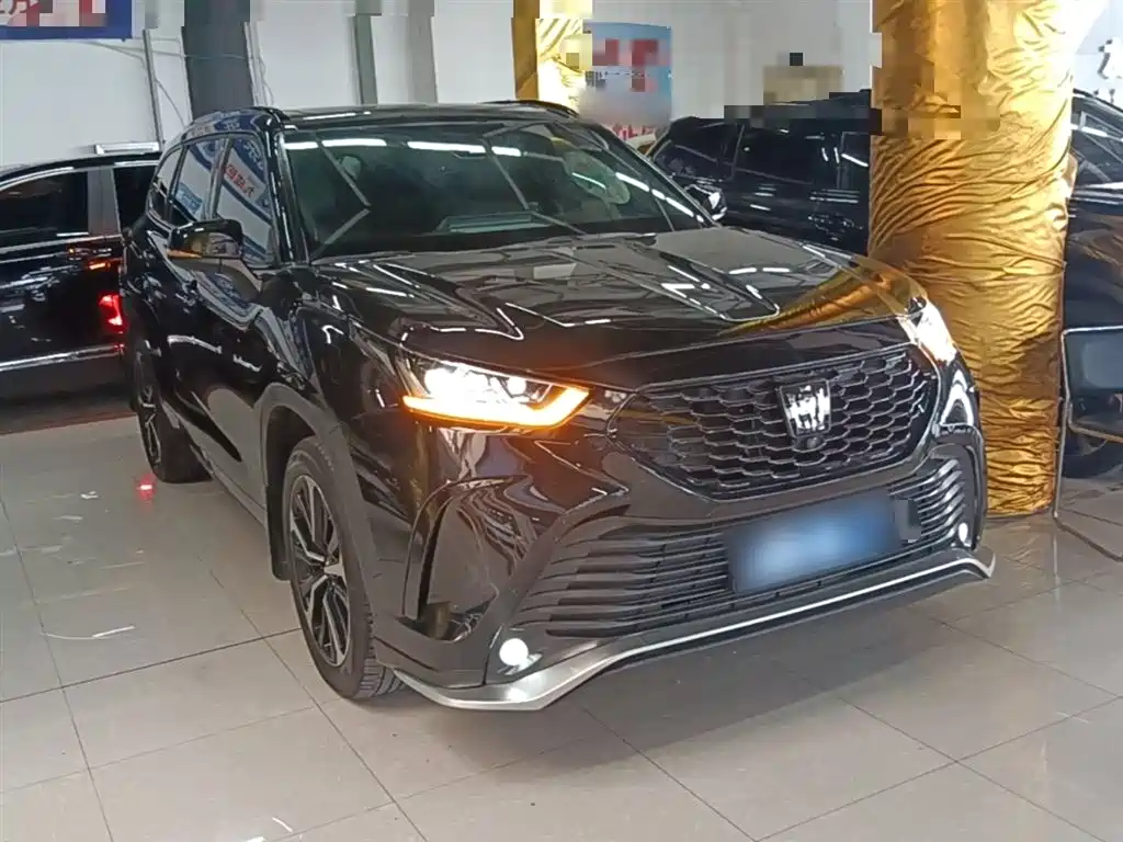 Toyota Crown Kluger 2022 2.0T 4WD Sporty Edition фото 4