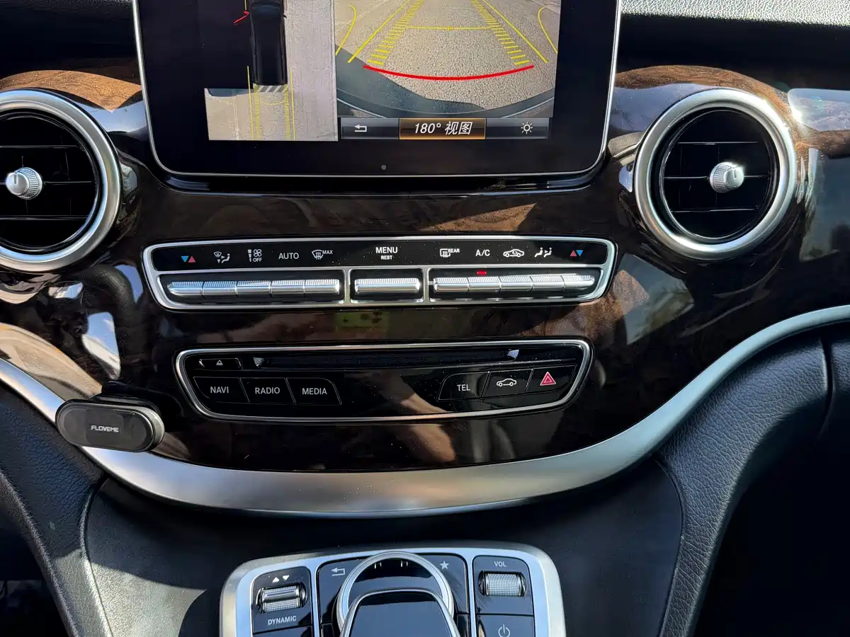 Mercedes-Benz V-Class 2018 V 260 Premium Edition China VI фото 35