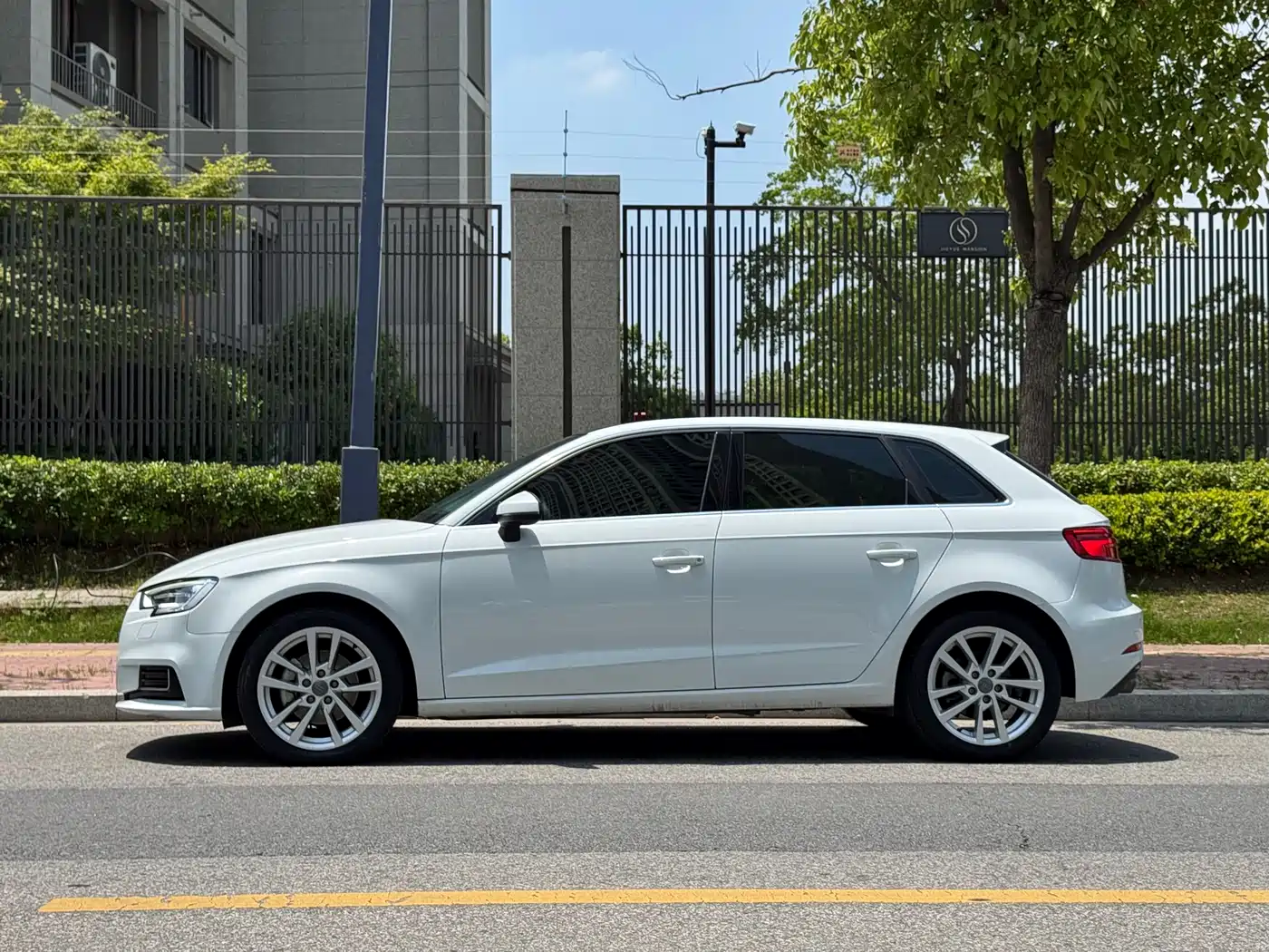 Audi A3 2020 Facelift Sportback 35 TFSI Progressive (China VI) фото 3