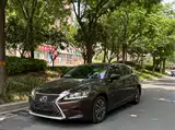 Фото 1 - Lexus CT