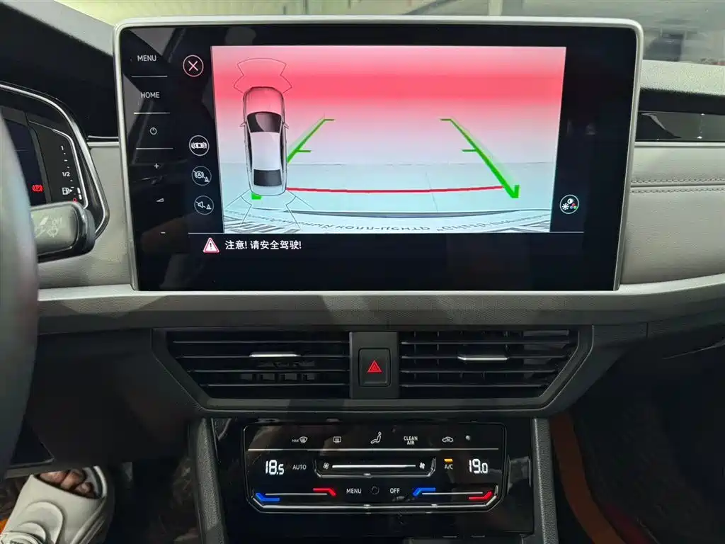 Volkswagen Bora 2023 280TSI DSG Prestige Edition фото 14
