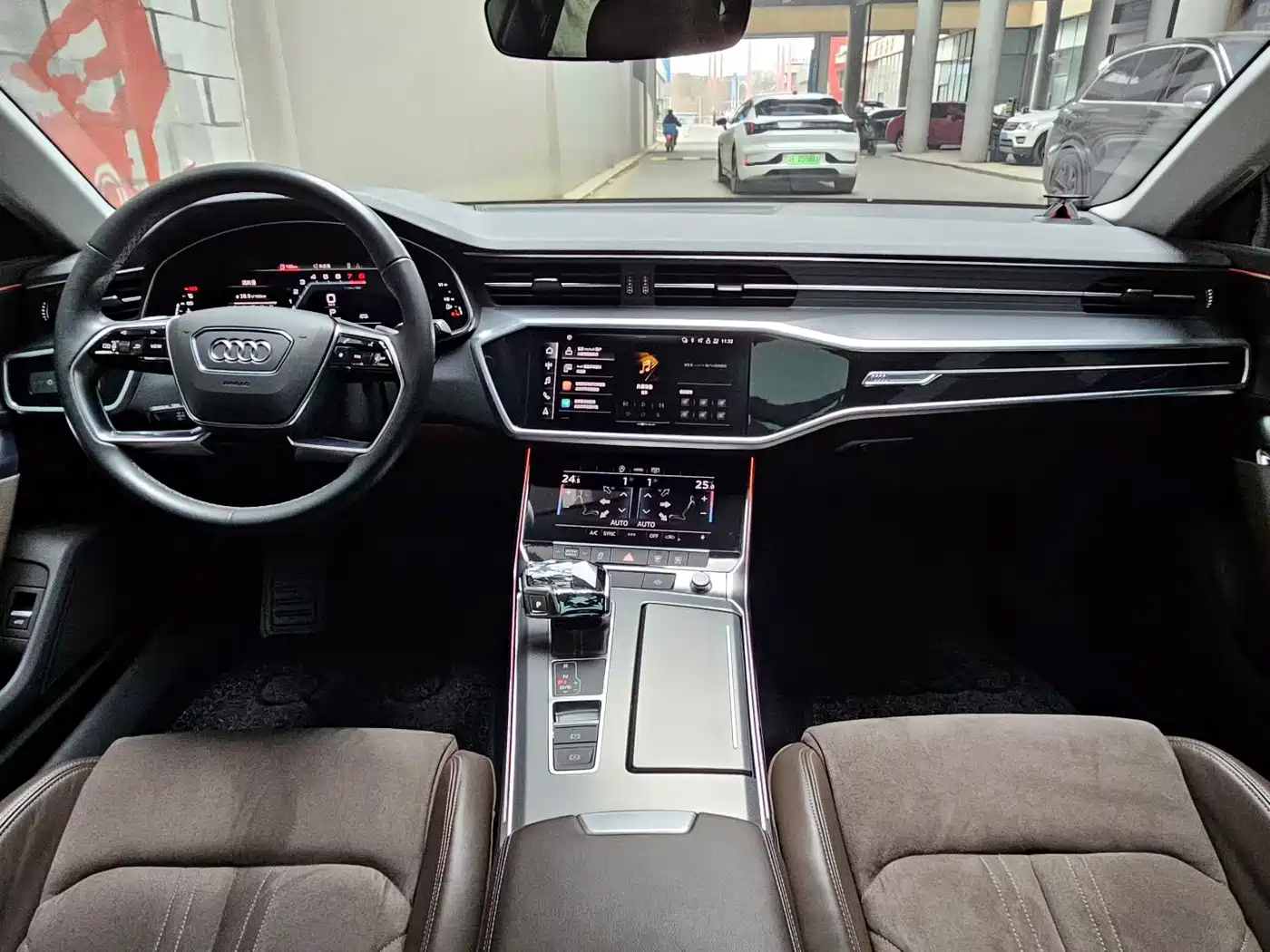 Audi A7L 2024 45TFSI S-line Dream Edition Crystal Package фото 7