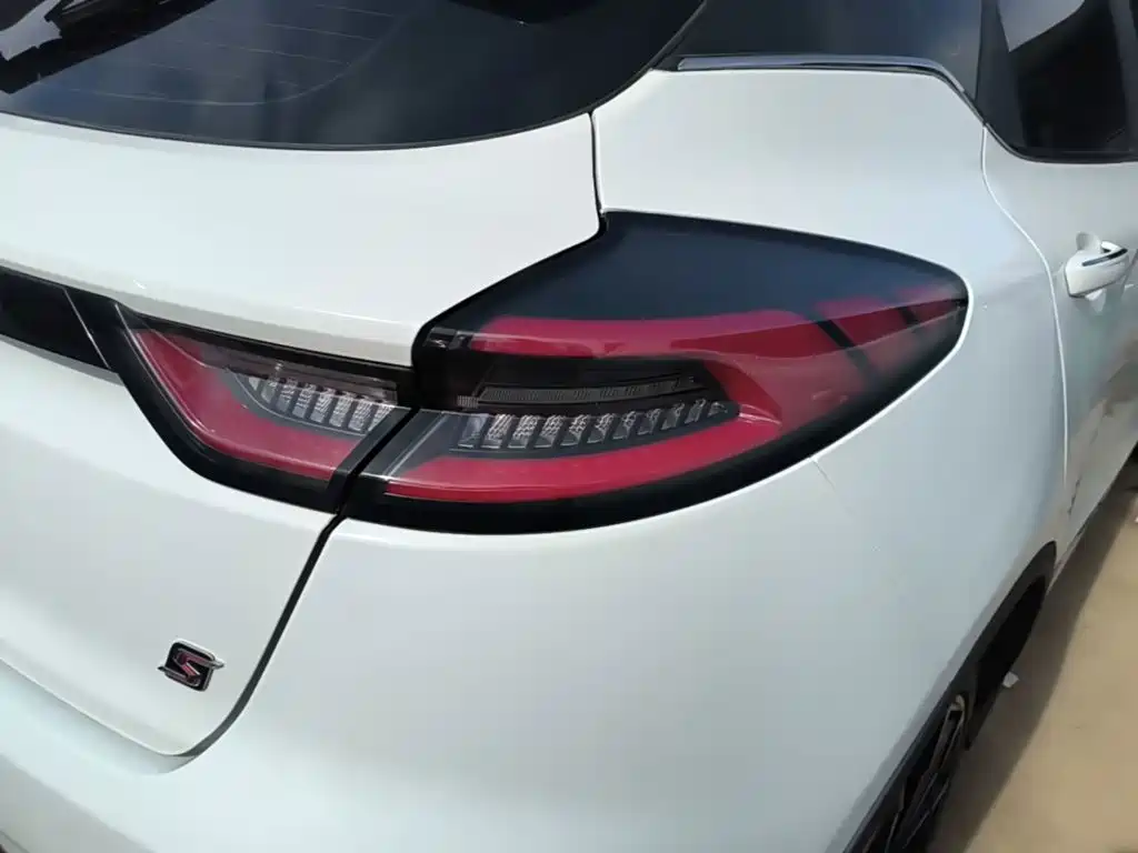 Geely Emgrand S 2021 2021 1.4T CVT Premium