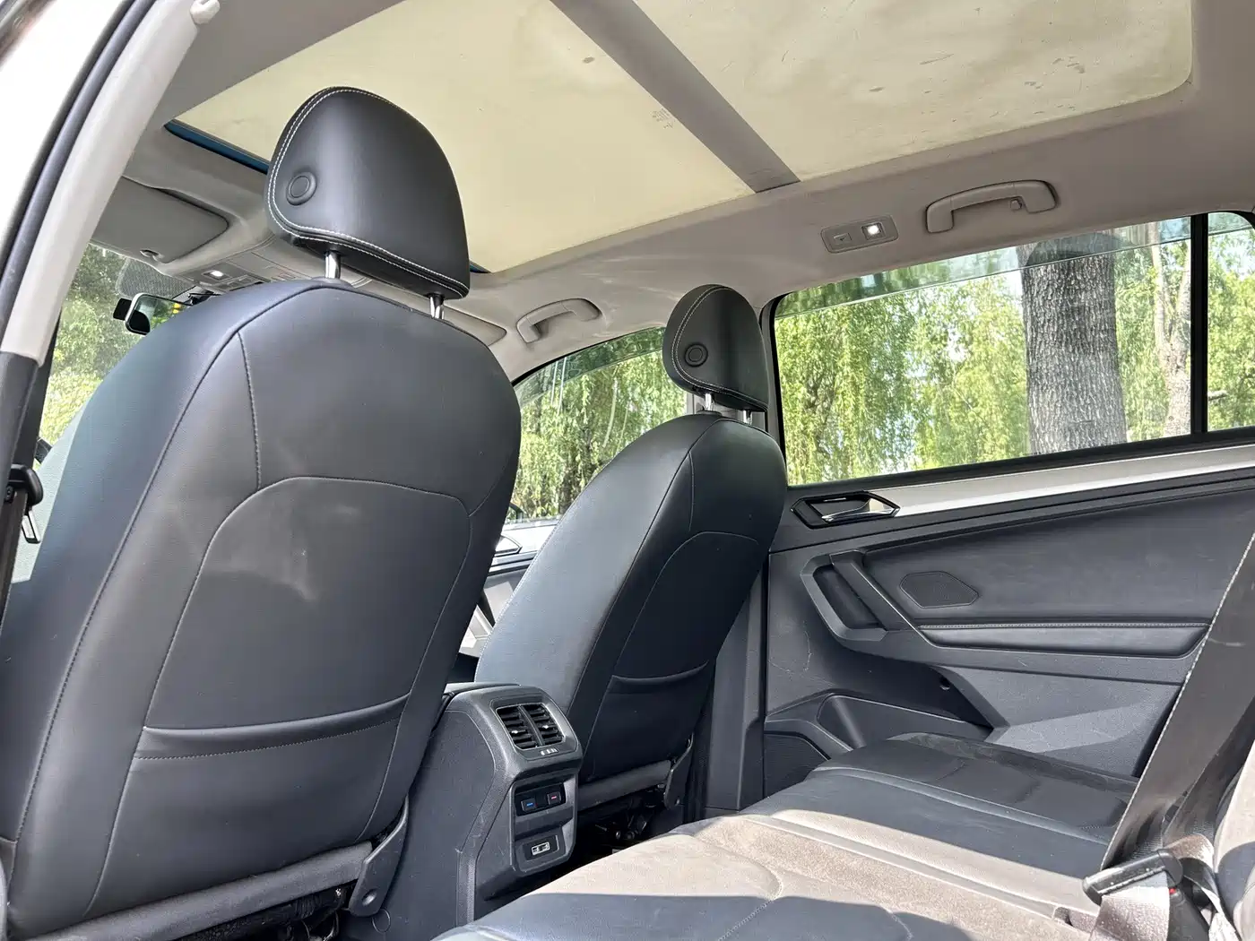 Volkswagen Tiguan L 2017 330TSI Automatic 2WD Luxury Edition фото 12