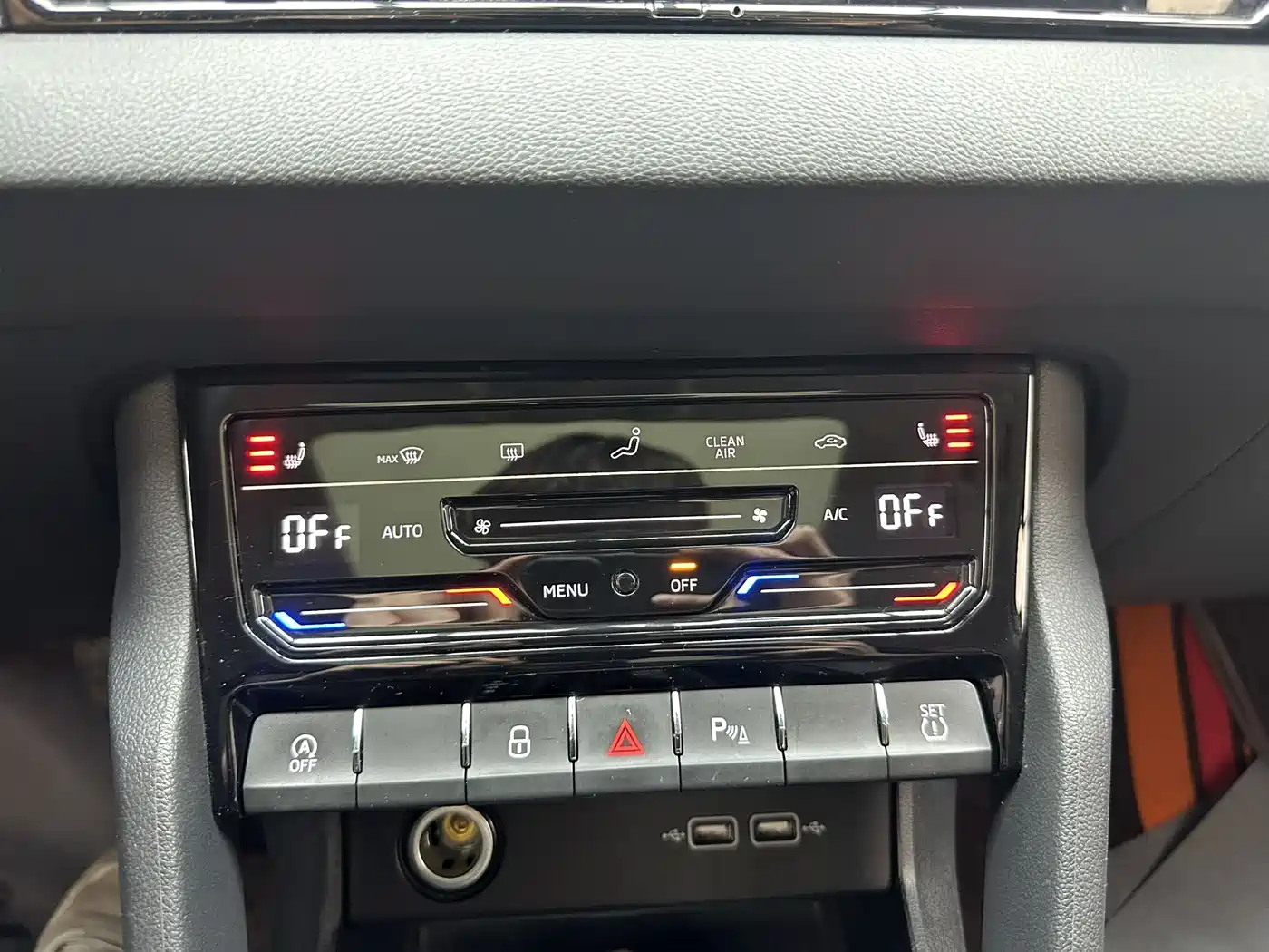Škoda Karoq 2022 TSI280 Premium Edition фото 19