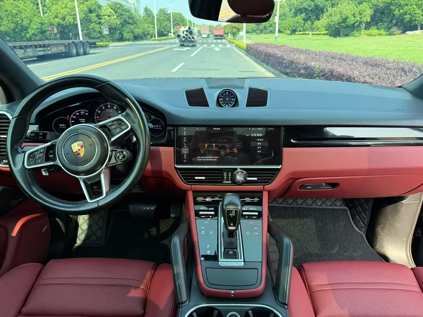Porsche Cayenne 2018 Cayenne 3.0T фото 5