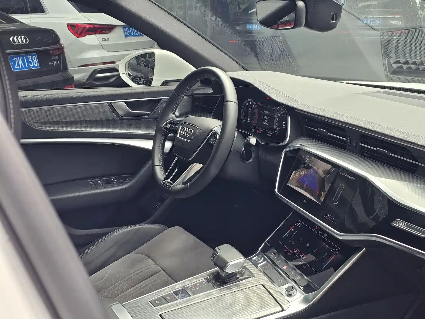 Audi A6L 2019 40 TFSI Luxury Dynamic фото 10