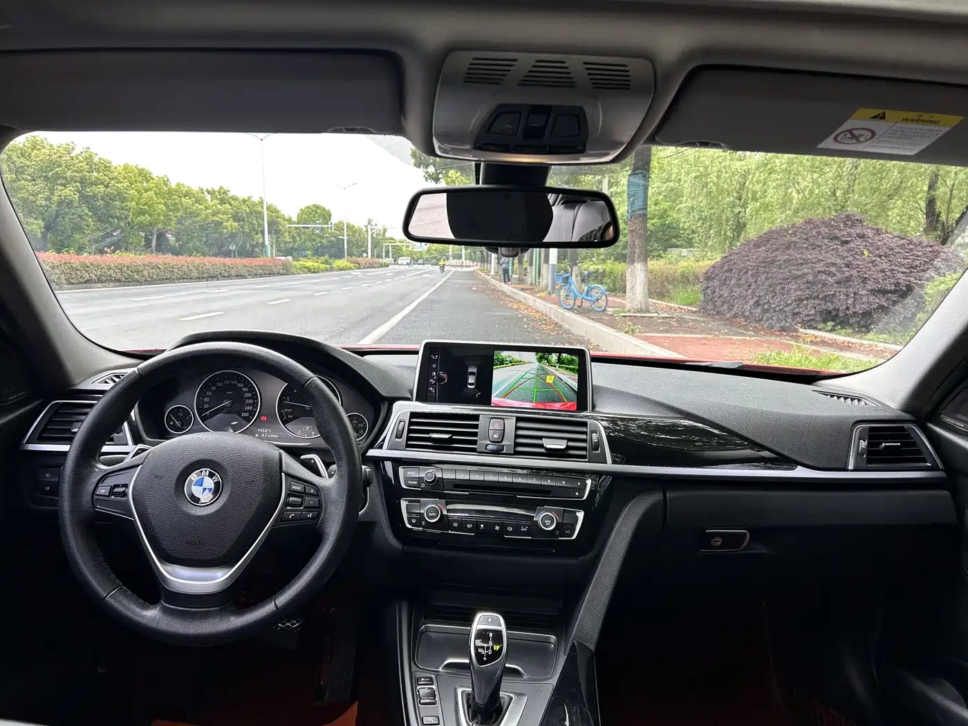BMW 3 Series 2017 320Li M Sport фото 10