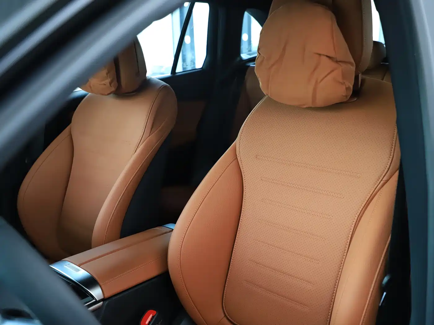 Mercedes-Benz GLC 2024 GLC 300 L 4MATIC Dynamic 5-seater фото 19